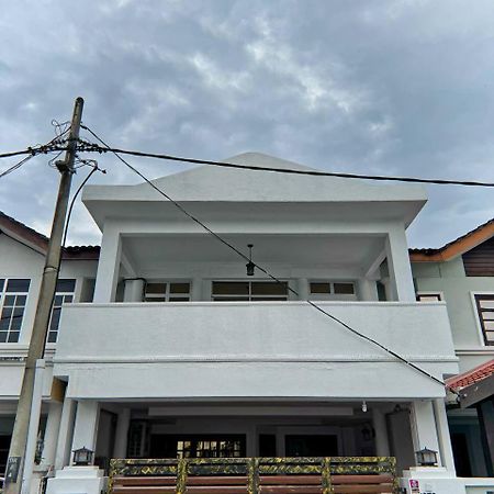 Ibai Golf Home Resort Homestay Kuala Terengganu Dış mekan fotoğraf